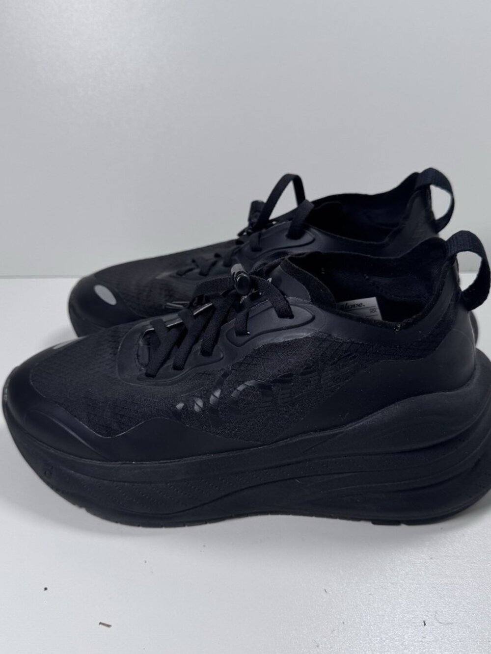 Clove Alto Shoes All Black Women 6 37 Supercush Running Walking Sneakers Nursing